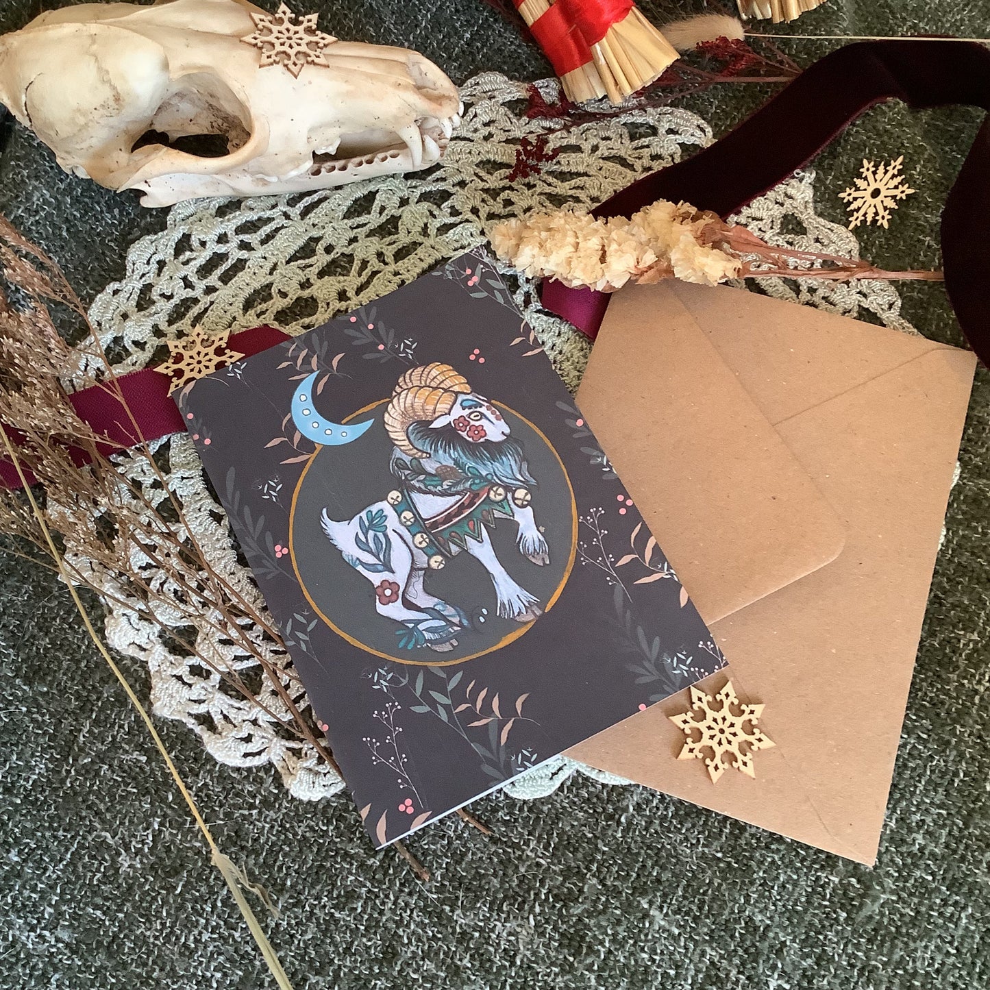 5 witchy Yule cards